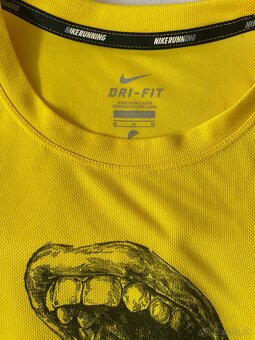 Nike Dri-Fit Yellow Running Shirt | Cool Graphic | Size M - 2