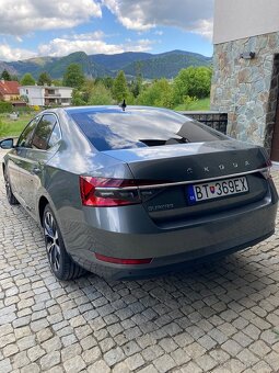 Skoda Superb 2.0tdi lim.. - 2