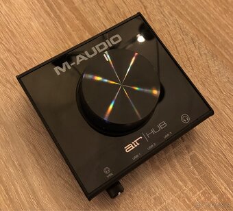 M-Audio AIR Hub USB zvuková karta - 2