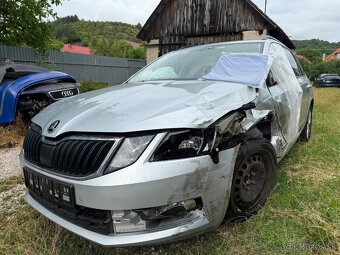 Predám Havarovanú Škoda Octavia 2.0 TDi Dsg rok 2020 . - 2