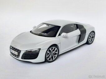 1:18 - Audi R8 5.2 FSI Quattro (2009) - Kyosho - 1:18 - 2