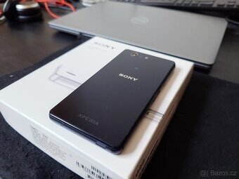 Prodam sbirku chytrych telefonu Sony Xperia - 2