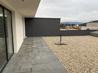 Prenájom 2 izbového bytu V Rabči Adamovka - 2