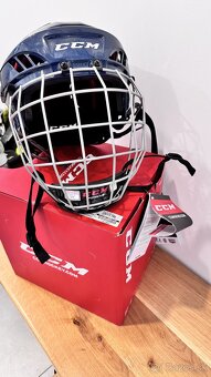 Ccm hokej prilba s kosikom - 2