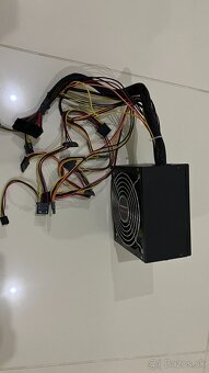 Kvalitný 530W zdroj Modecom MC 530 Carbon - 2