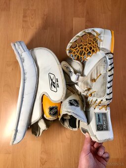 Lapačka a vyrážačka Reebok 8K Sr. - 2