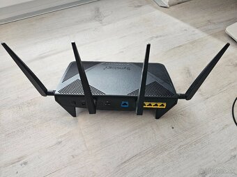 Predam WiFi router Synology RT2600ac - 2