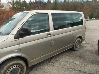 Volkswagen Transporter T5 2.5 tdi - 2