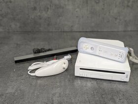 Nintendo Wii, 1 ovládač, nunchuck, HDMI adaptér + 1 hra - 2