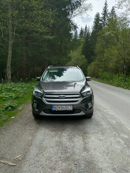 Predám SUV Ford Kuga 4x4 automat - 2