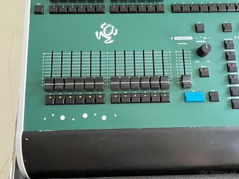 SVETELNY PULT ZERO 88 MAMBO FROG DMX 1024 + CASE - 2