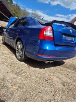 Predám zadný nárazník pre Škoda Octavia II 2 sedan - 2