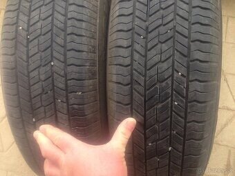 Predám celoročne pneumatiky 215/60R16 6mm - 2
