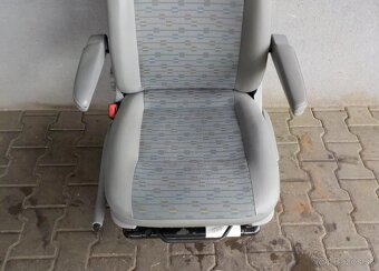 Šoferove sedadlo VW T5 LIFT T6 - 2