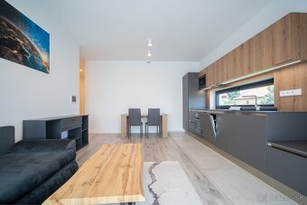 2 izbový byt prenájom 60m2, Hradný vrch, Staré Mesto, BA - 2