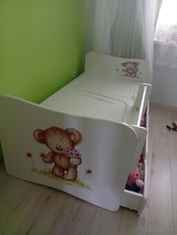 Postel s uloznym priestorom, madracom, bocnicou - 2
