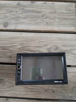 Predám autorádio NCS RS‑302 (2 DIN, 7” dotykový displej) - 2