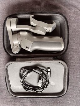 DJI Osmo Mobile 3 Combo - 2