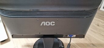 AOC LCD monitor 21,5 palca - 2