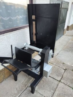 Cirkulár 4kW 380V + píla grátis - 2