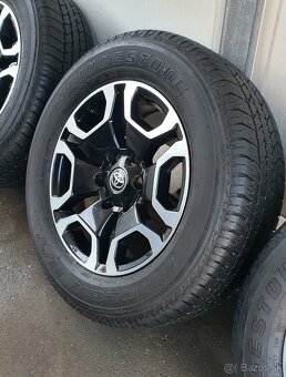 Sada kolies TOYOTA HILUX s pneu 265 60 r18 - 2