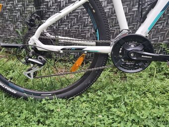 Genesis Helena S - 2