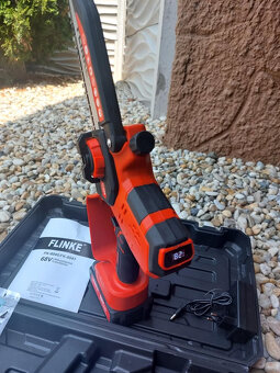 Aku pila ručna Flinke lišta 25cm +2x batéria +2x retaz - 2