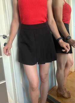 Čierne sukňo-šortky - 2