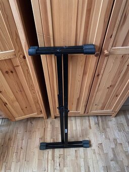 Stojan na klaves - 2