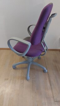 Detská kancelárska stolička na kolieskach - 2