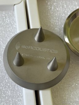 Isoacoustic Carpet disks - 2