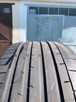 Letné pneu 285/40 R22 Continental - 2