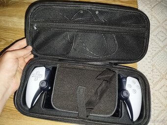 playstation portal - 2