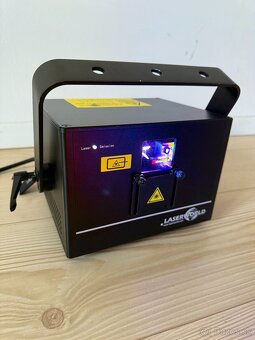 Predám Laserworld CS-2000RGB FX MKII v záruke - 2