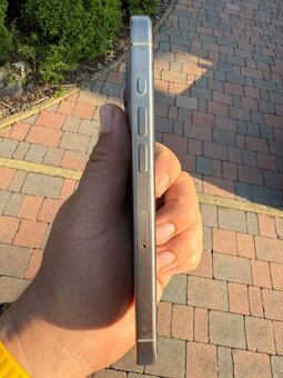 Predám iPhone 15pro 128gb - 2