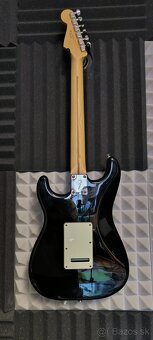 Elektrická gitara Fender Stratocaster PF Black + kufor - 2