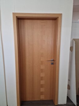 Dvere komplety 80 cm pravé - 2