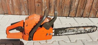 Motorová píla Husqvarna - 2