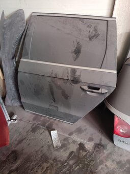 Zadne prave dvere Passat b7 - 2