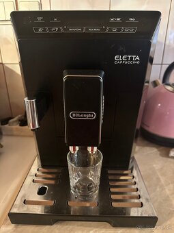 Kávovar Delonghi - 2