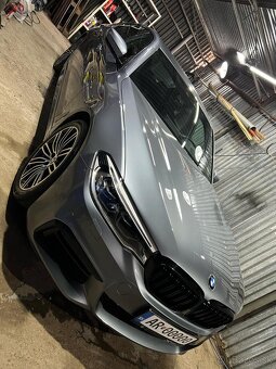 BMW 520D xDrive M-Packet - 2