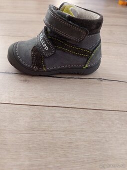 D.D.step celoročne topánky veľkosť 20 - 2