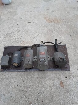 Predám stavebný zásvukový rozvádzač. - 2