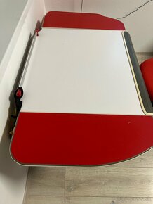 detský písaci stôl a detská stolička kolečkách - 2