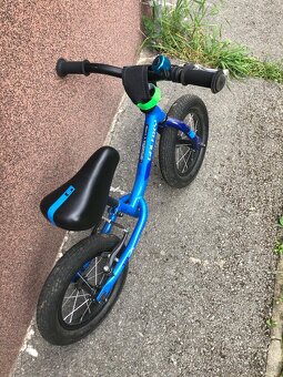 Odrážadlo GALAXY Kosmík modrý 12 - 2