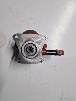 Čerpadlo servořízení zetor uř1 - 2