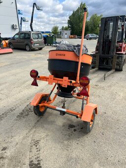 Posypací vozík Dakr - 2