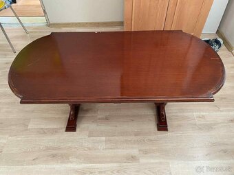 Drevený konferenčný stolík - 2