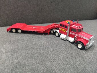 Matchbox Superkings K-134 Peterbilt Fire Transporter - 2
