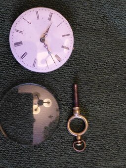 FUNKCNY STROJCEK NA KLUCIK - 2